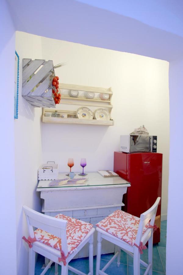 Piazzetta Petrone Apartments + Parking Вьесте Экстерьер фото