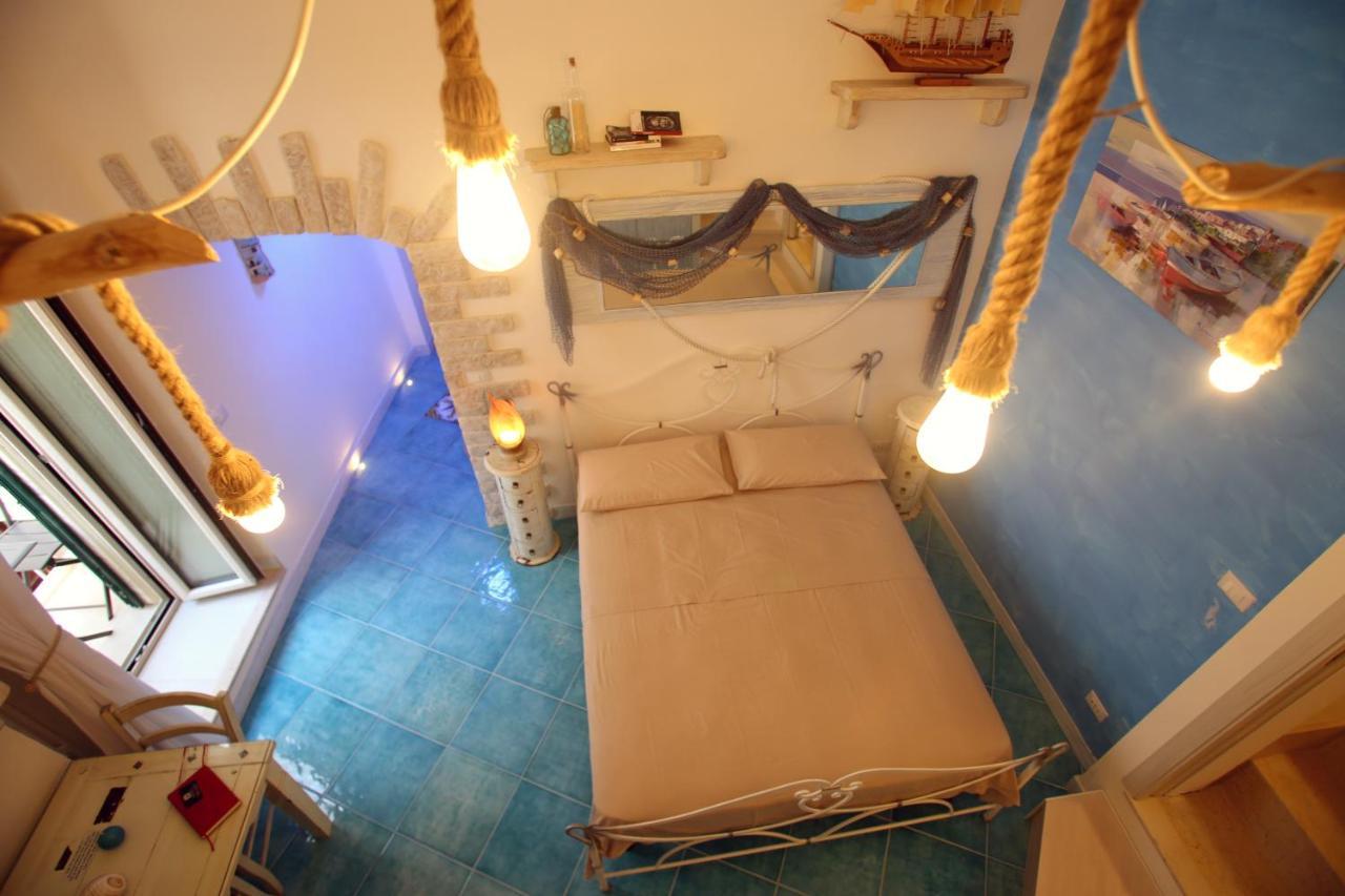 Piazzetta Petrone Apartments + Parking Вьесте Экстерьер фото